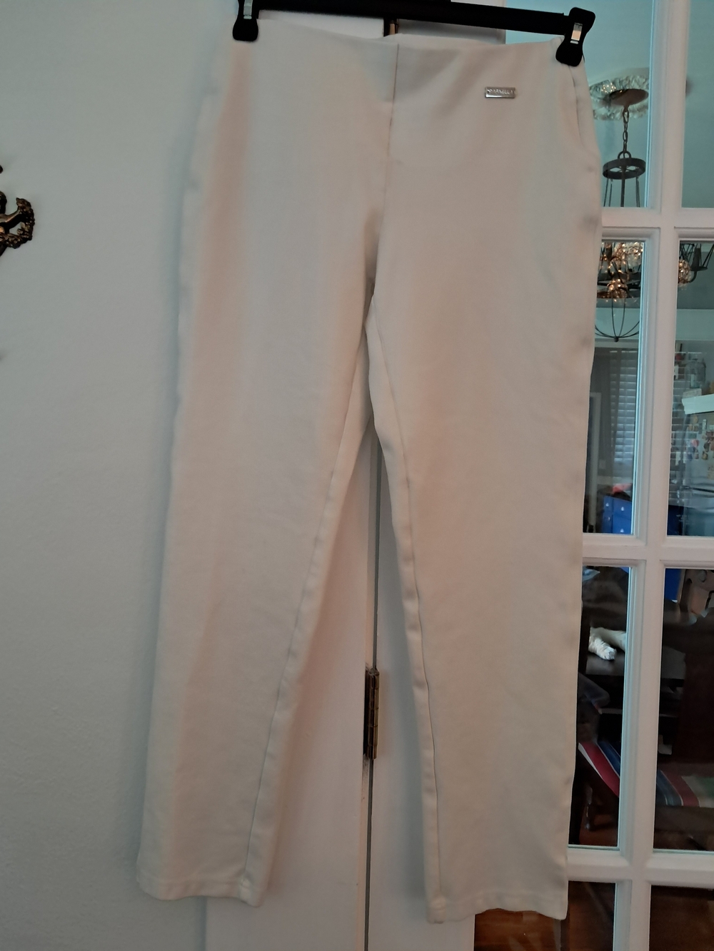 Rafaella Women's Petite Cream Straight-Leg Jeans